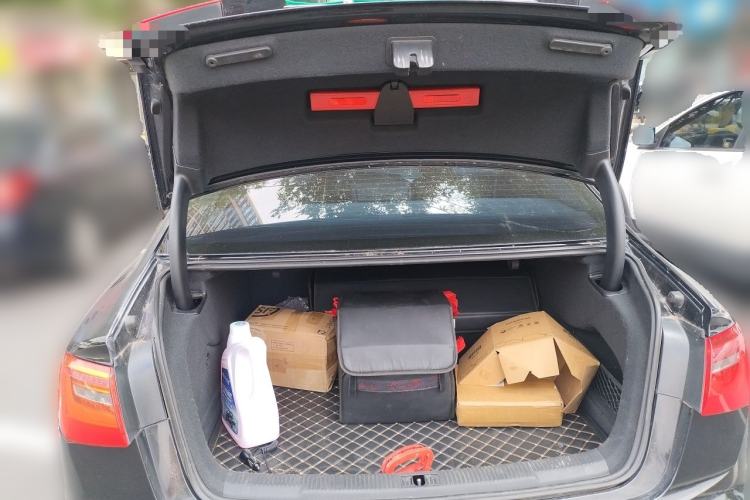 Used Audi A6L 2012 TFSI Standard Model Trunk