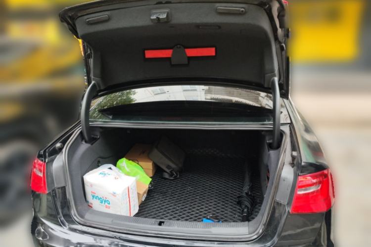 Used Audi A6L 2012 TFSI Standard Model Trunk