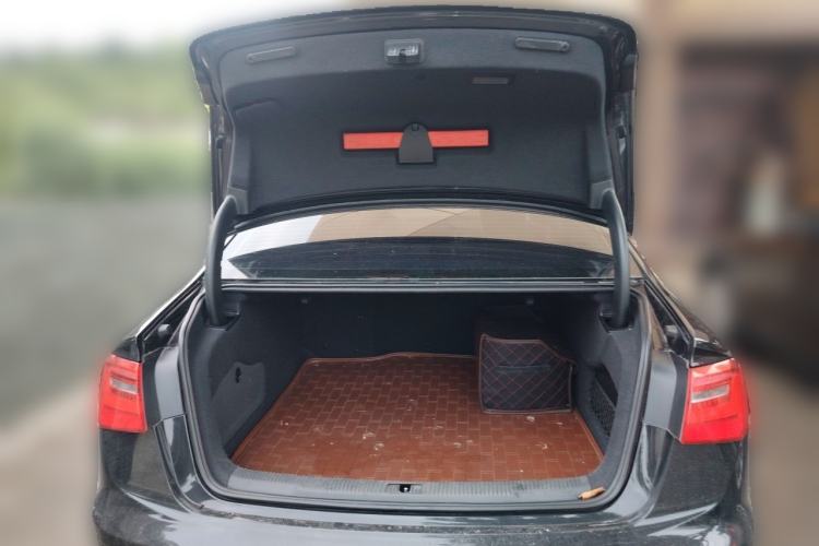 Used Audi A6L 2012 TFSI Standard Model Trunk