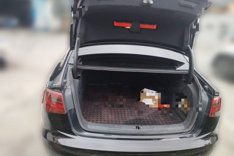 Used Audi A6L 2012 35 FSI Comfort Model Trunk