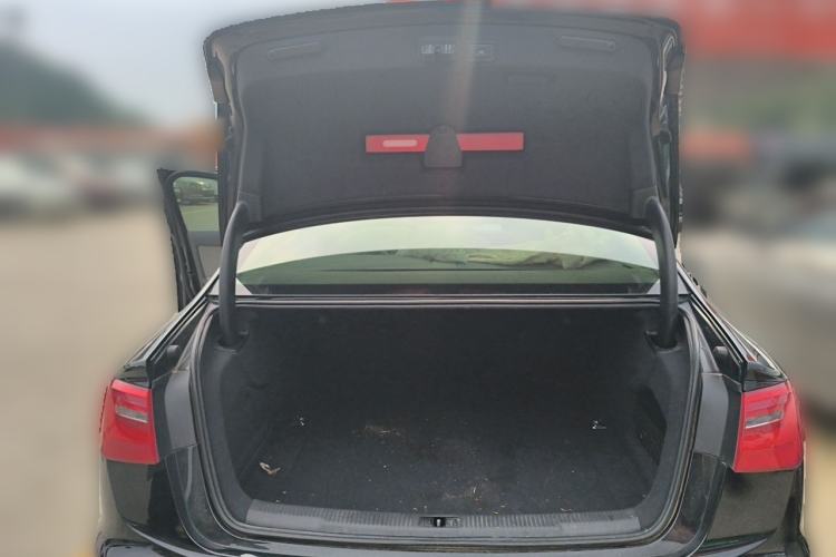 Used Audi A6L 2012 35 FSI Luxury Model Trunk