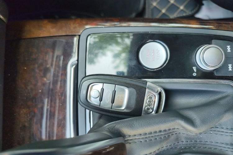 Used Audi A6L 2012 30 FSI Comfort Model Vehicle Key