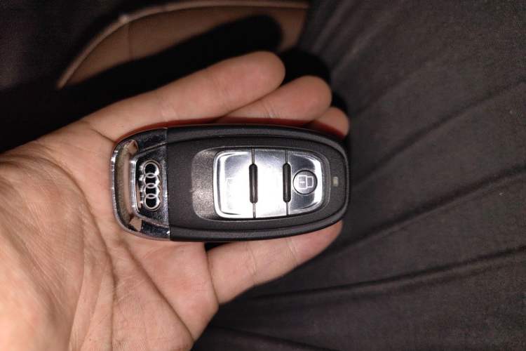 Used Audi A6L 2012 30 FSI Comfort Model Vehicle Key