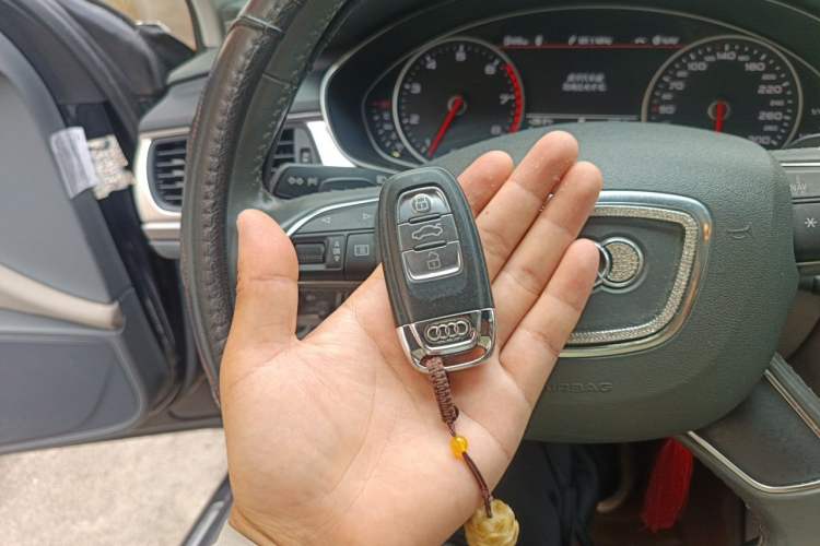 Used Audi A6L 2012 TFSI Standard Model Vehicle Key