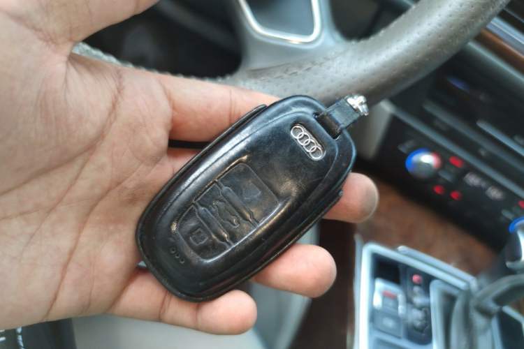 Used Audi A6L 2012 30 FSI Luxury Model Vehicle Key