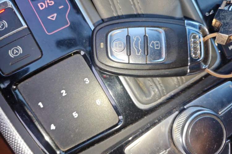 Used Audi A6L 2012 TFSI Standard Model Vehicle Key