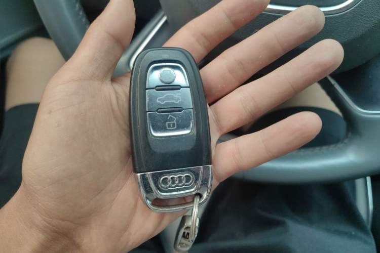 Used Audi A6L 2012 30 FSI Luxury Model Vehicle Key