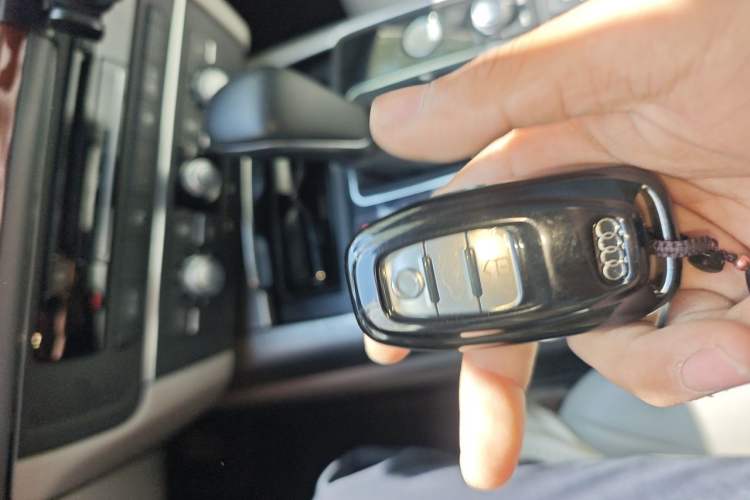 Used Audi A6L 2012 TFSI Standard Model Vehicle Key