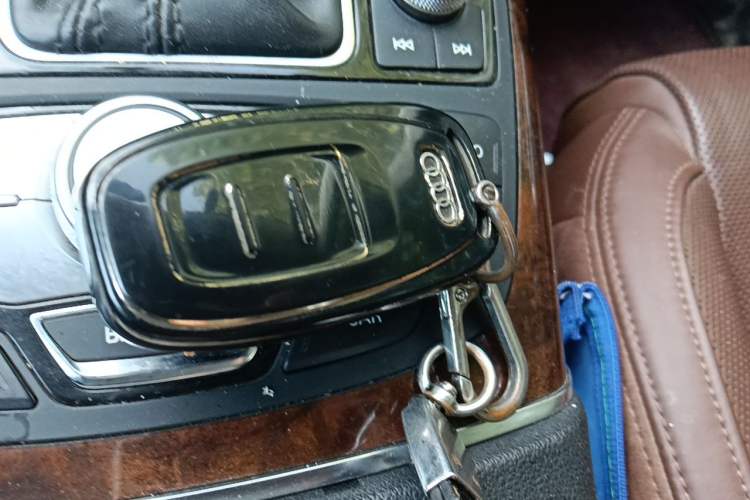 Used Audi A6L 2012 35 FSI Comfort Model Vehicle Key