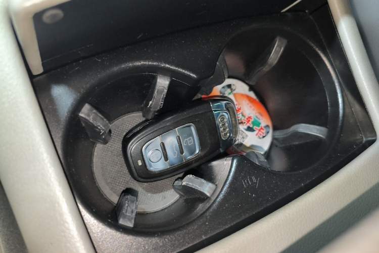 Used Audi A6L 2012 50 TFSI quattro Luxury Model Vehicle Key