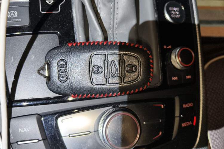 Used Audi A6L 2012 TFSI Comfort Model Vehicle Key