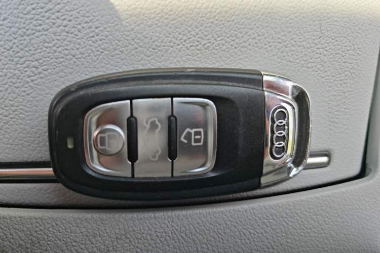 Used Audi A6L 2012 30 FSI Comfort Model Vehicle Key