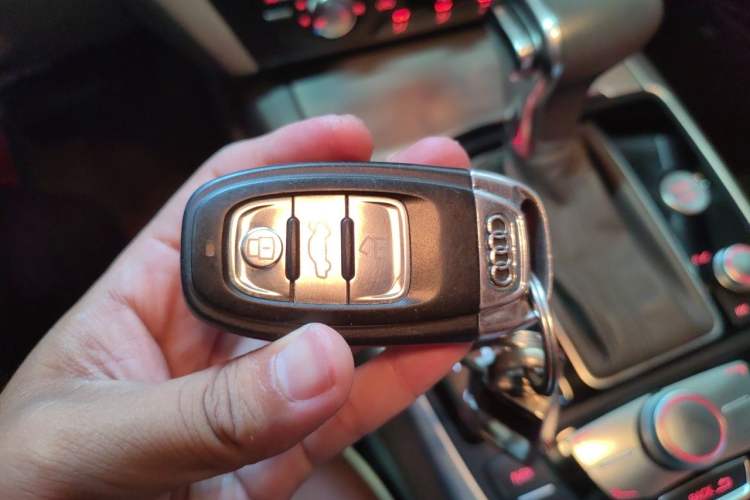 Used Audi A6L 2012 30 FSI Technology Edition Vehicle Key