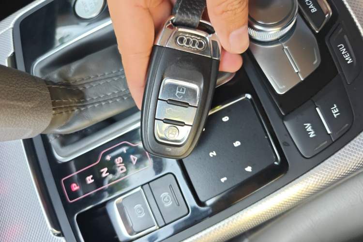Used Audi A6L 2012 TFSI Standard Model Vehicle Key