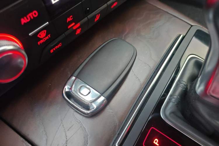 Used Audi A6L 2012 50 TFSI quattro Luxury Model Vehicle Key