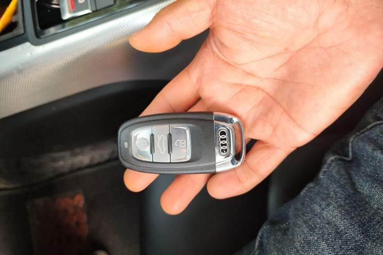 Used Audi A6L 2012 TFSI Standard Model Vehicle Key