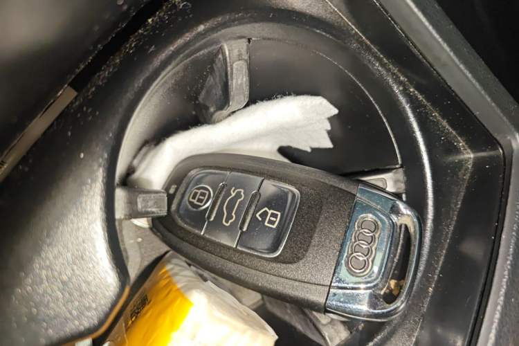 Used Audi A6L 2012 30 FSI Comfort Model Vehicle Key