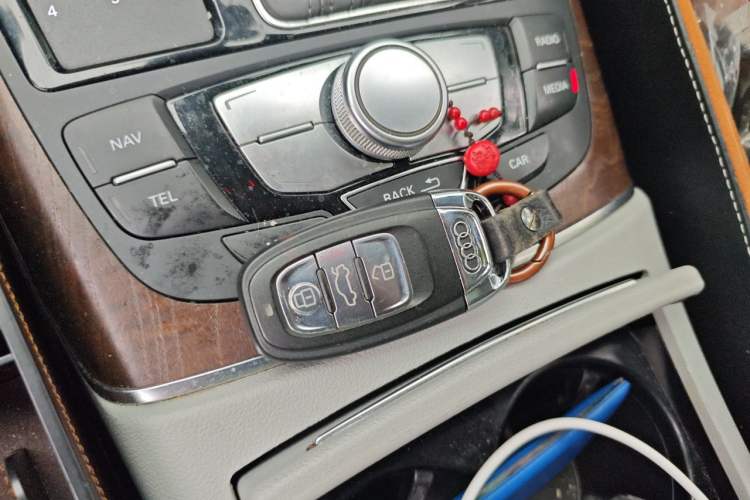 Used Audi A6L 2012 50 TFSI quattro Luxury Model Vehicle Key
