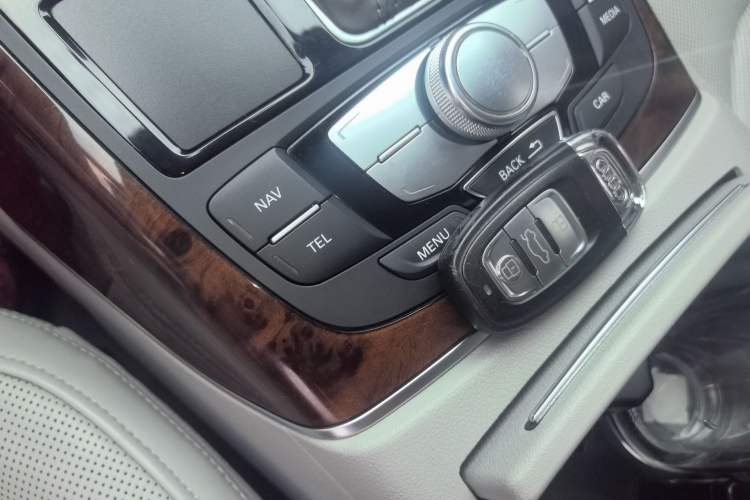 Used Audi A6L 2012 35 FSI Luxury Model Vehicle Key