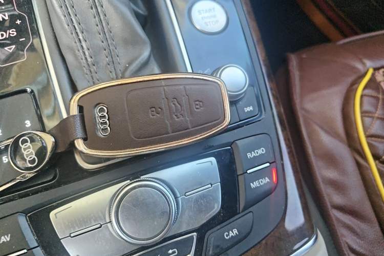 Used Audi A6L 2012 35 FSI Luxury Model Vehicle Key