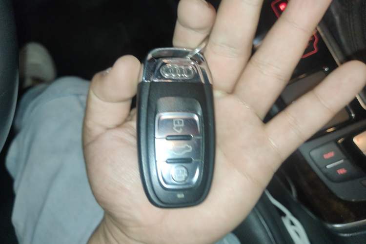 Used Audi A6L 2012 35 FSI Luxury Model Vehicle Key