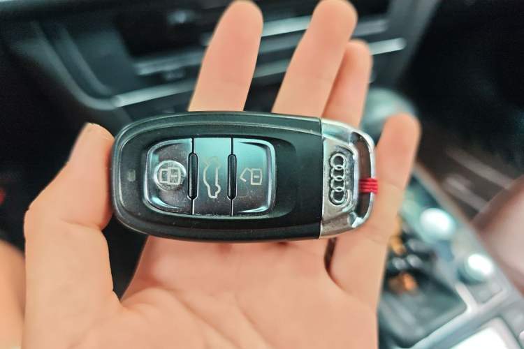 Used Audi A6L 2012 30 FSI Comfort Model Vehicle Key