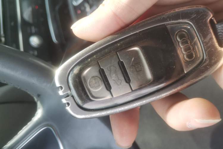Used Audi A6L 2012 30 FSI Comfort Model Vehicle Key