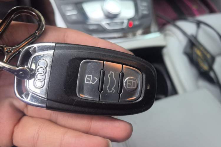 Used Audi A6L 2012 35 FSI Luxury Model Vehicle Key