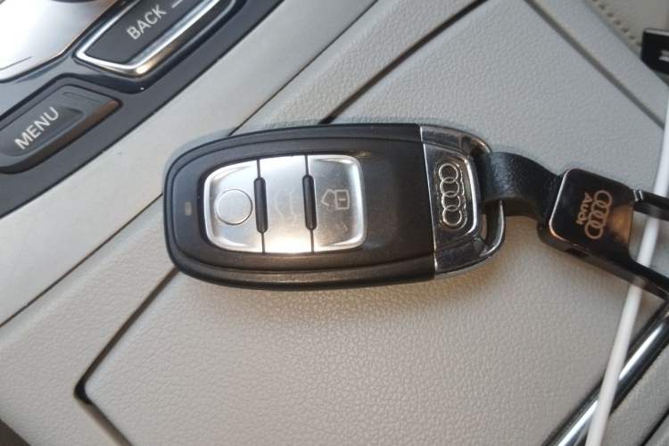 Used Audi A6L 2012 TFSI Manual Base Model Vehicle Key