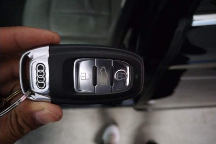 Used Audi A6L 2012 30 FSI Technology Edition Vehicle Key