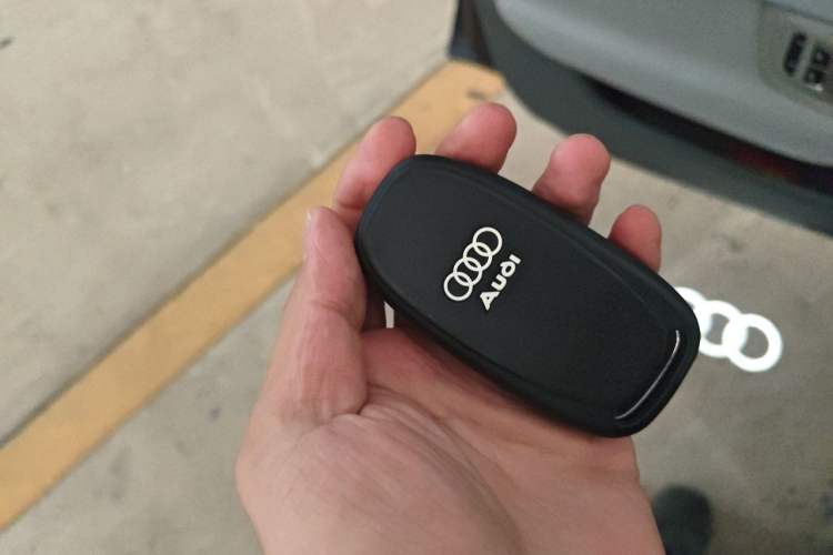 Used Audi A6L 2012 30 FSI Luxury Model Vehicle Key