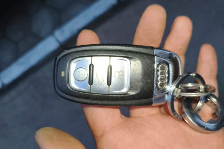 Used Audi A6L 2012 TFSI Standard Model Vehicle Key