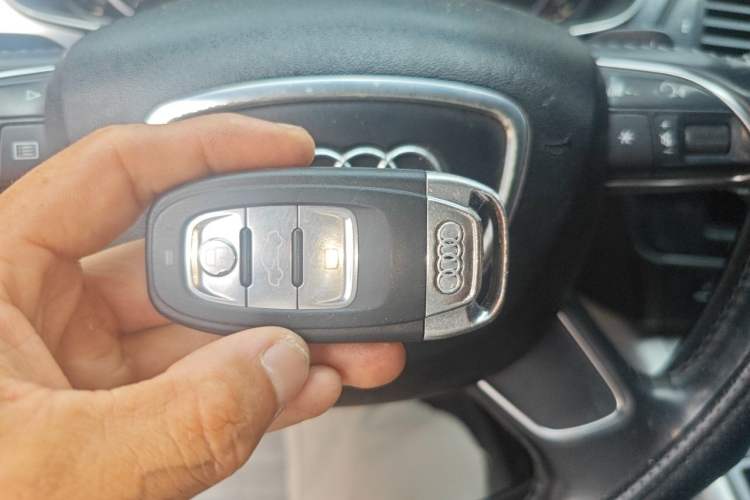 Used Audi A6L 2012 TFSI Comfort Model Vehicle Key