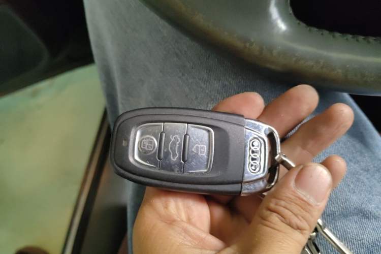 Used Audi A6L 2012 30 FSI Technology Edition Vehicle Key