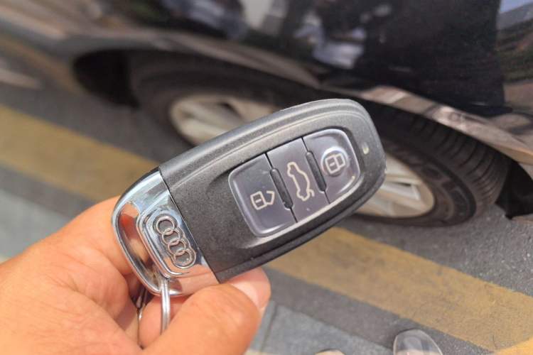 Used Audi A6L 2012 35 FSI quattro Luxury Model Vehicle Key