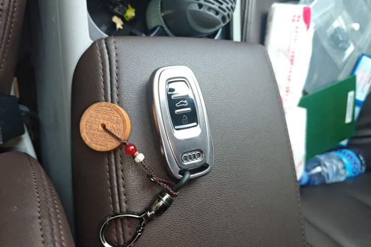 Used Audi A6L 2012 30 FSI Technology Edition Vehicle Key