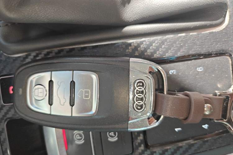 Used Audi A6L 2012 TFSI Standard Model Vehicle Key