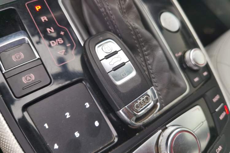 Used Audi A6L 2012 TFSI Standard Model Vehicle Key