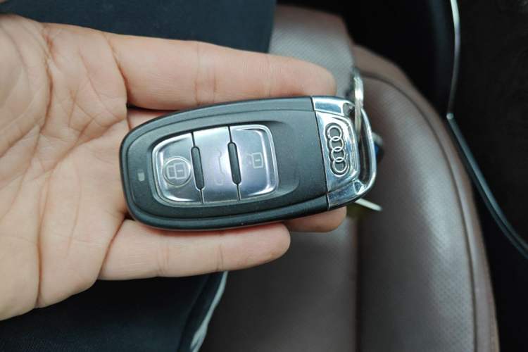 Used Audi A6L 2012 50 TFSI quattro Luxury Model Vehicle Key
