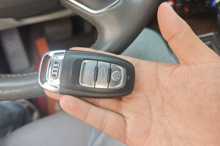 Used Audi A6L 2012 30 FSI Comfort Model Vehicle Key