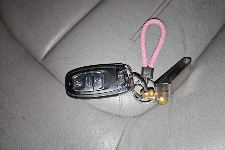 Used Audi A6L 2012 30 FSI Comfort Model Vehicle Key