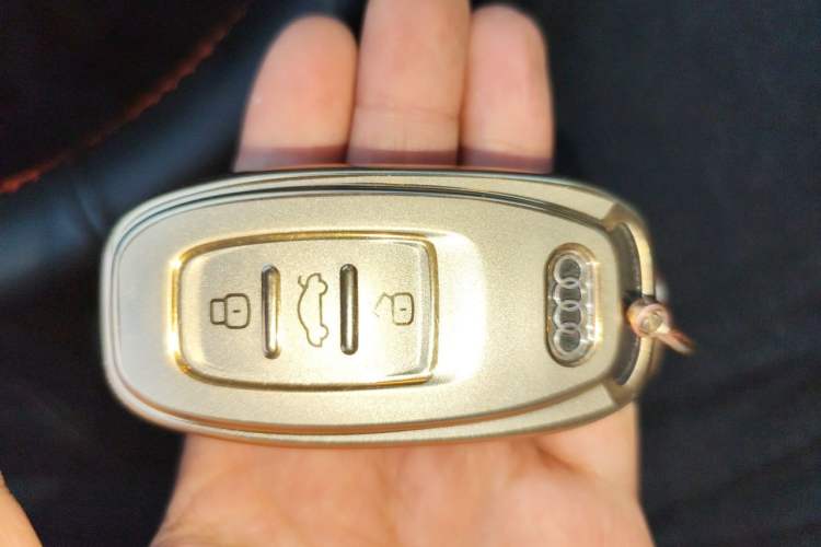Used Audi A6L 2012 30 FSI Comfort Model Vehicle Key