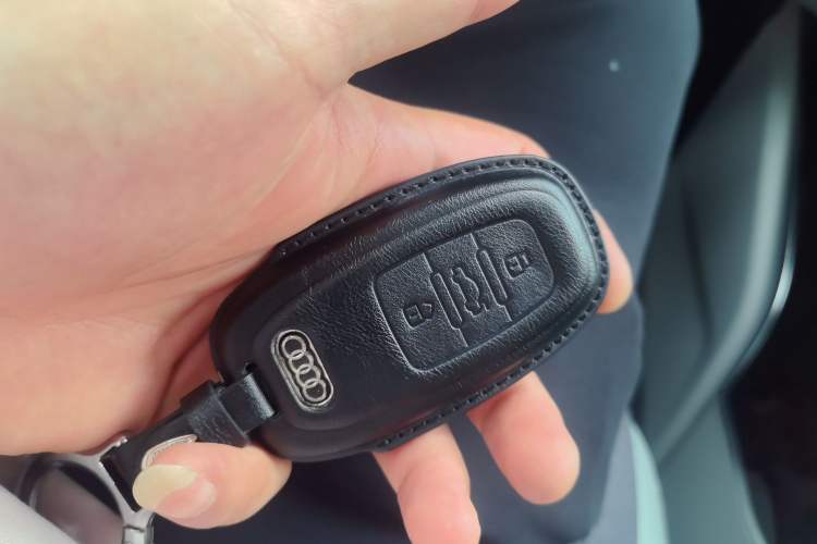 Used Audi A6L 2012 30 FSI Comfort Model Vehicle Key
