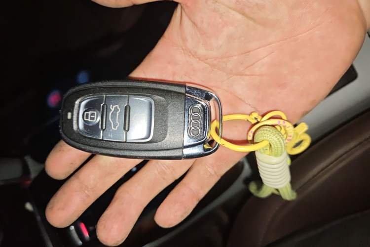 Used Audi A6L 2012 30 FSI Comfort Model Vehicle Key