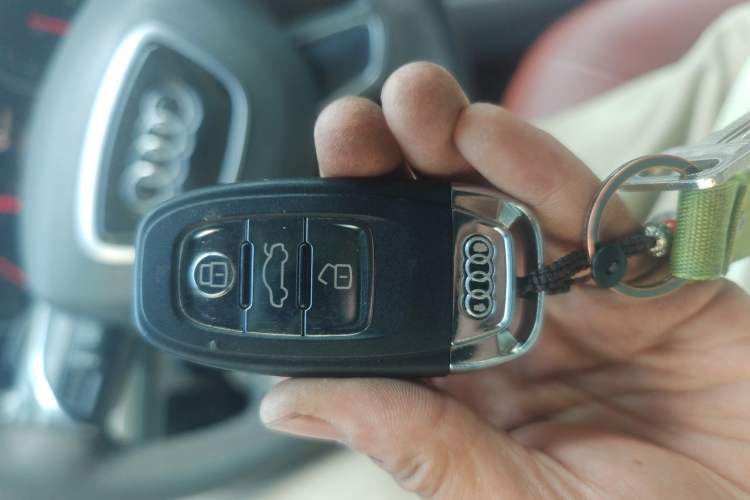 Used Audi A6L 2012 TFSI Comfort Model Vehicle Key