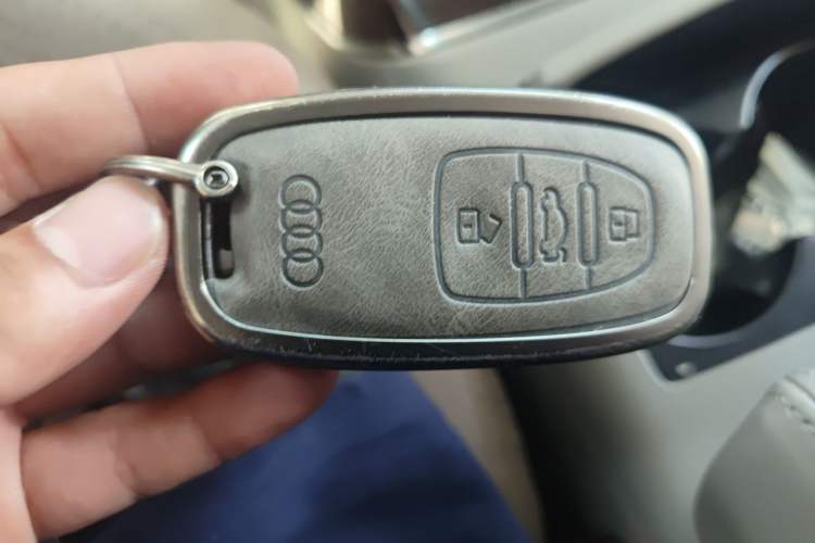 Used Audi A6L 2012 30 FSI Luxury Model Vehicle Key