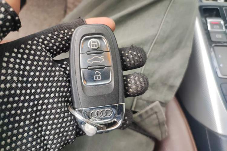 Used Audi A6L 2012 30 FSI Comfort Model Vehicle Key