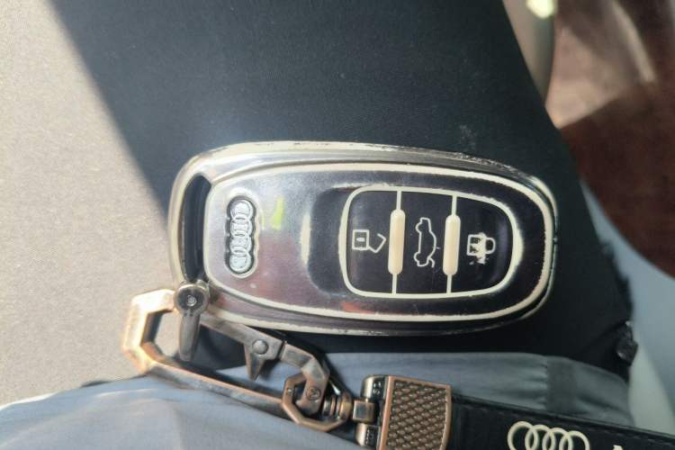 Used Audi A6L 2012 30 FSI Luxury Model Vehicle Key