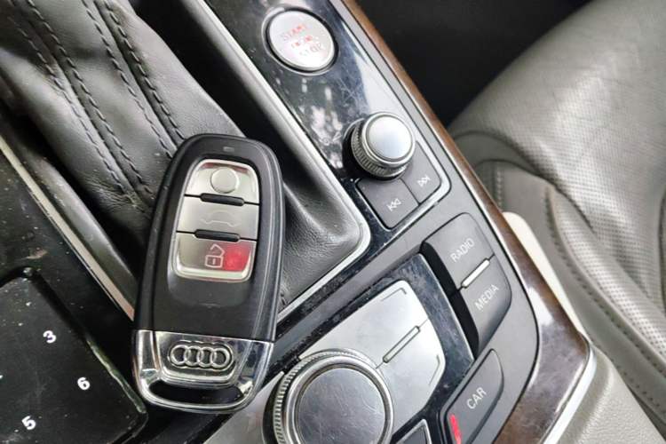 Used Audi A6L 2012 35 FSI Luxury Model Vehicle Key