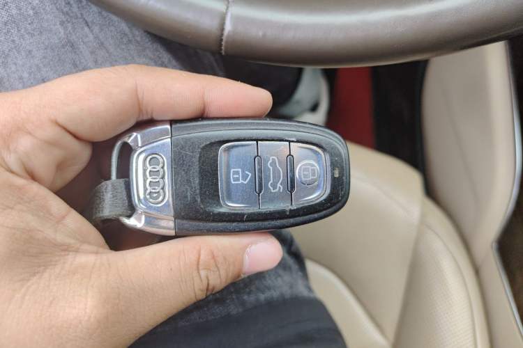 Used Audi A6L 2012 35 FSI Comfort Model Vehicle Key